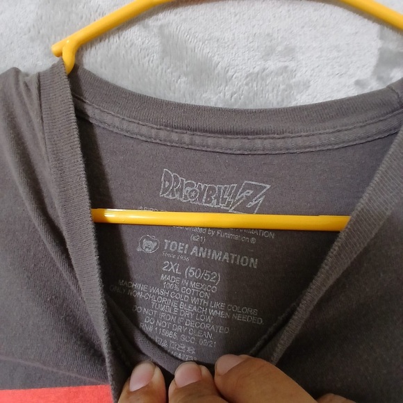 Dragon Ball Z Men T-Shirt Size XXL Group Pose Animation - Picture 2 of 6